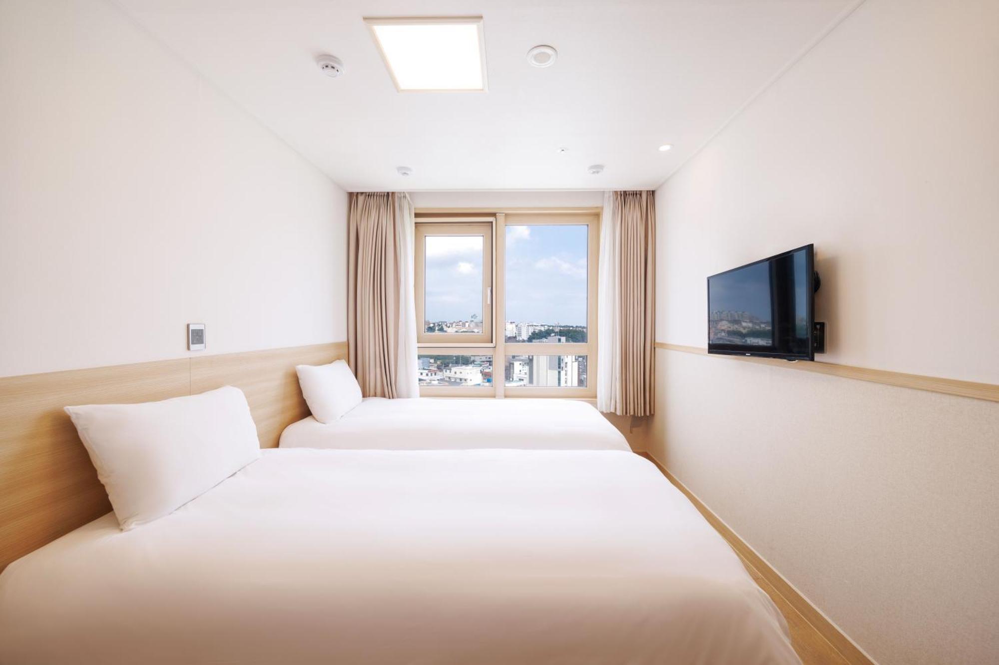 Kenny Stay Jeju Seogwipo Exterior foto